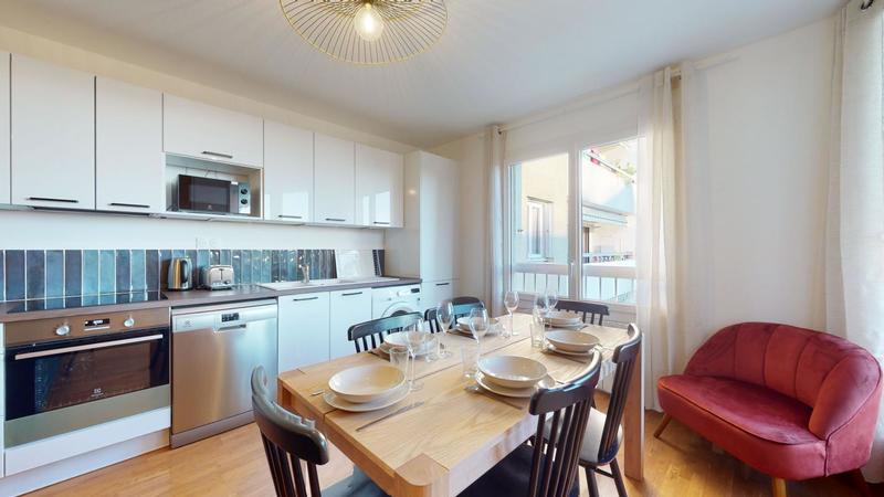 Appartement - 101 m² - 6 pièces