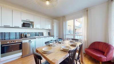 Appartement - 101 m² - 6 pièces