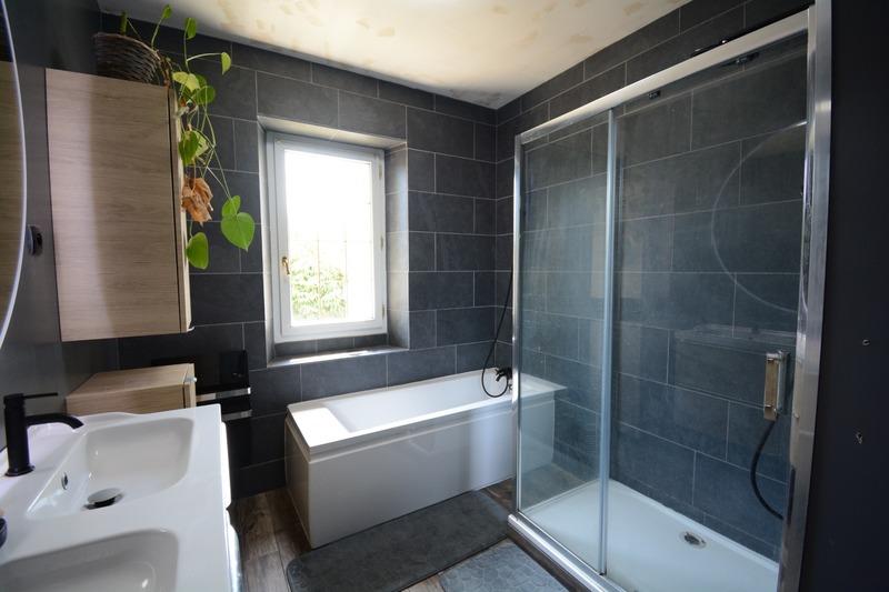 Maison - 221 m² - 7 pièces