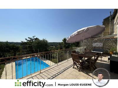 Maison - 272 m² - 8 pièces