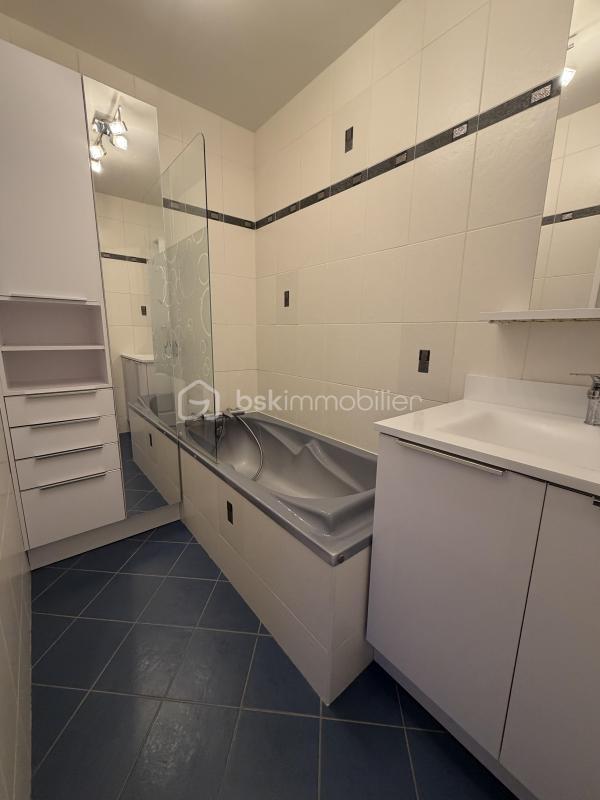 Appartement - 76 m² - 4 pièces