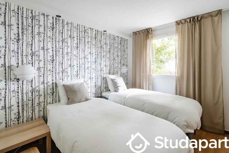 Chambre - 9 m² - 1 pièce