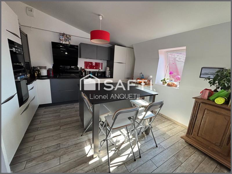Appartement - 129 m² - 4 pièces