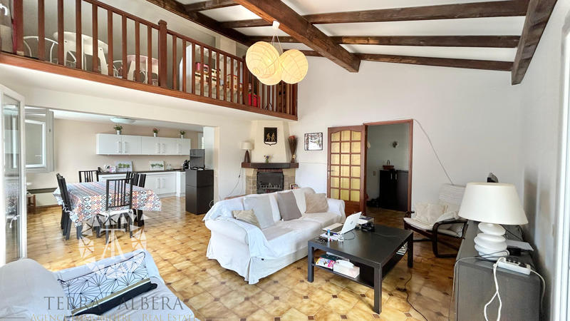 Villa - 145 m² - 6 pièces