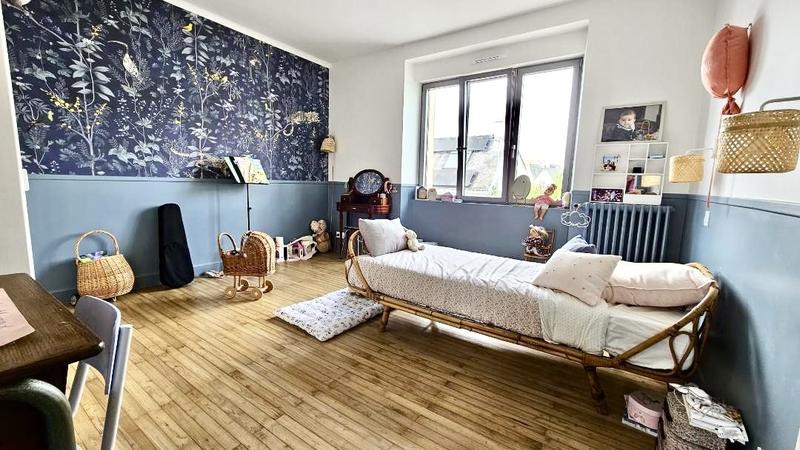 Maison - 161 m² - 7 pièces