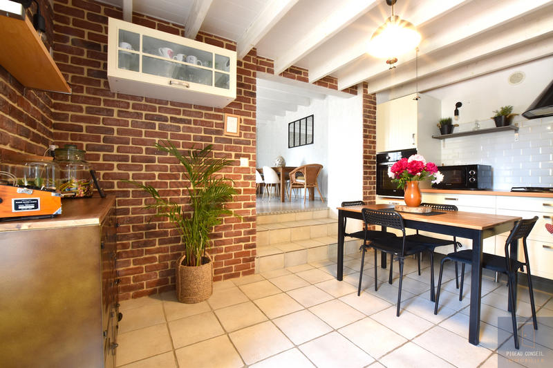 Maison - 92 m² - 5 pièces