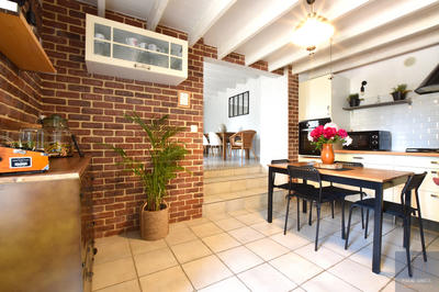 Maison - 92 m² - 5 pièces