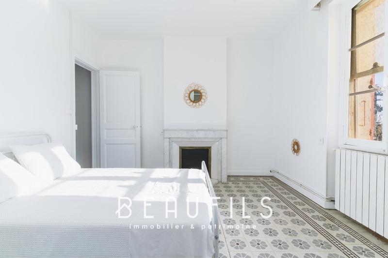 Maison - 162 m² - 9 pièces