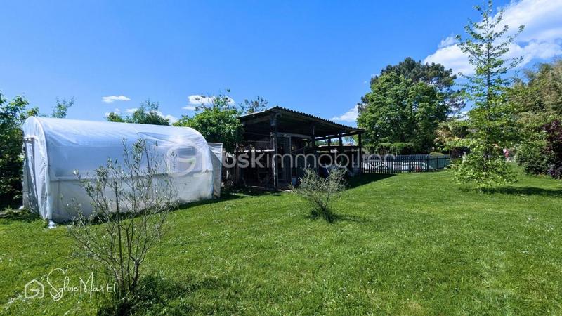 Maison - 160 m² - 9 pièces