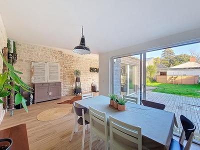 Maison de ville - 146 m² - 5 pièces