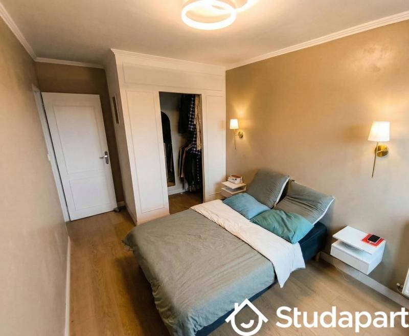 Chambre - 9 m² - 1 pièce