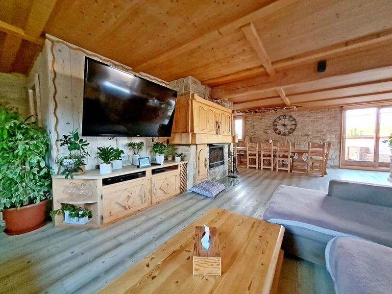 Châlet - 218 m² - 11 pièces