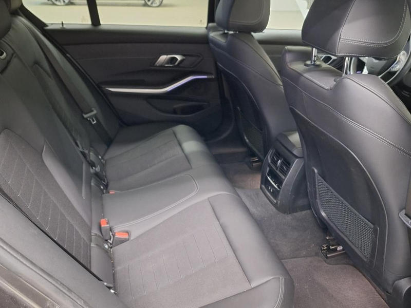 Bmw Série 3 330e Berline Model Sport