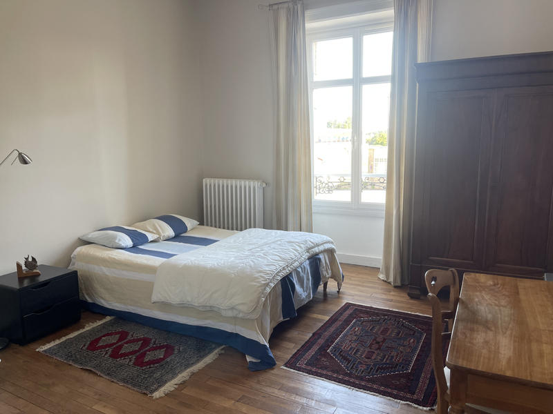 Maison - 350 m² - 14 pièces