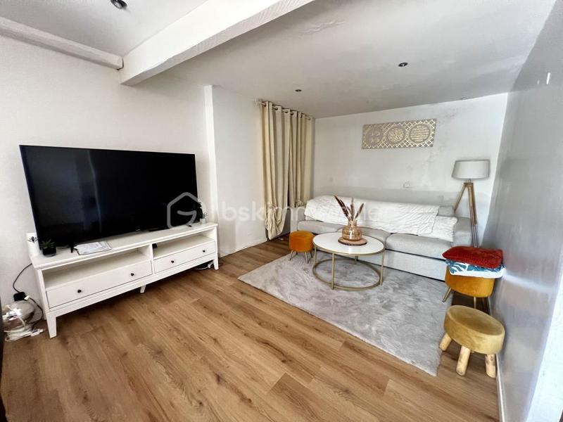 Immeuble - 220 m² - 10 pièces