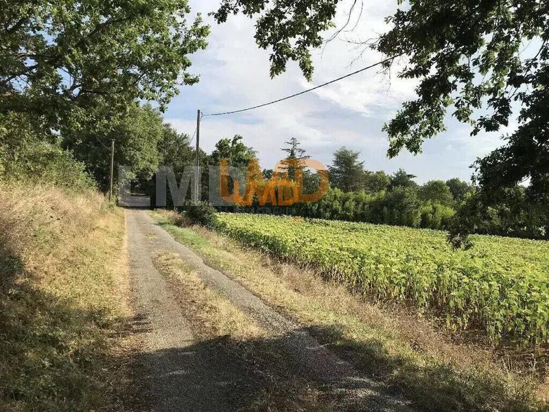 Maison - 282 m² - 11 pièces