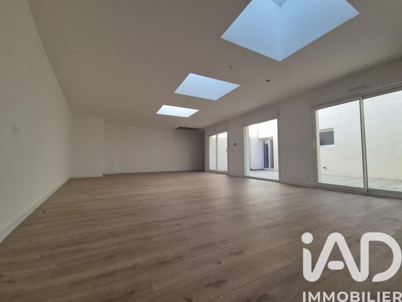 Loft - 139 m² - 5 pièces