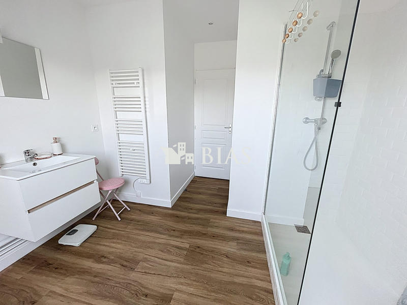 Appartement - 122 m² - 5 pièces