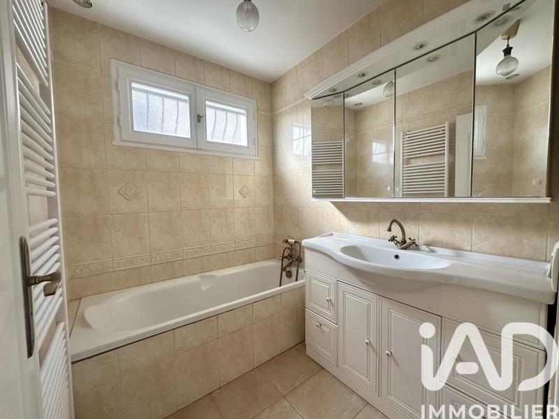 Maison - 127 m² - 5 pièces