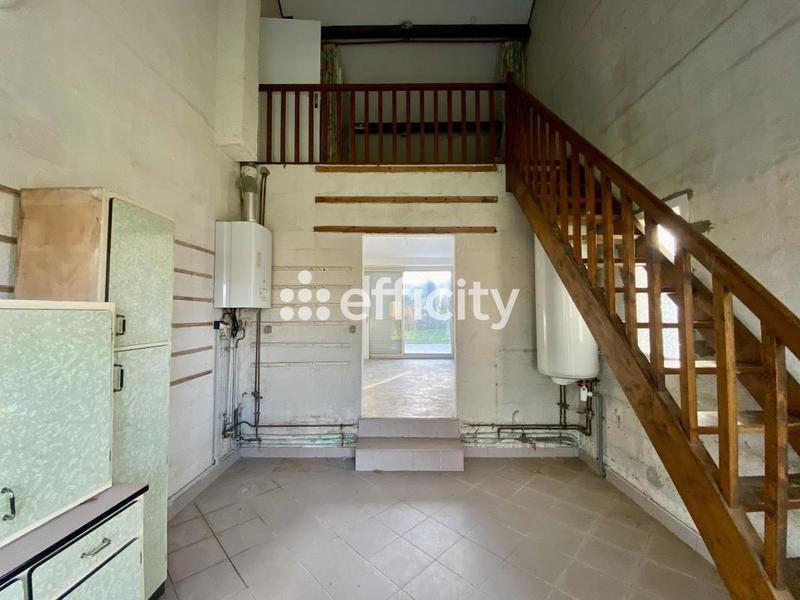 Maison - 232 m² - 8 pièces