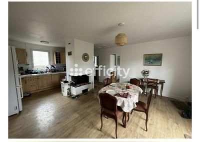 Maison - 66 m² - 3 pièces