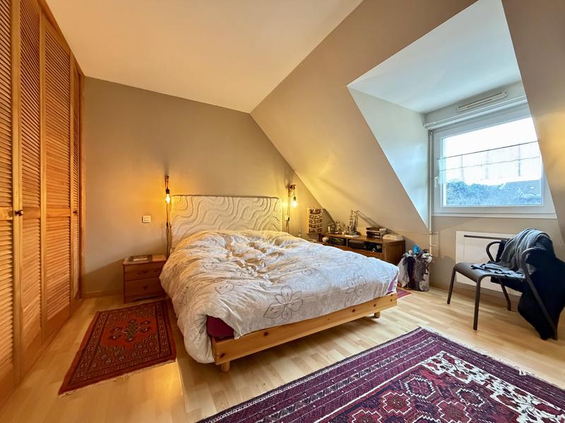 Maison - 137 m² - 7 pièces