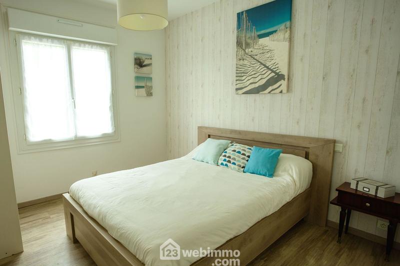 Maison - 239 m² - 11 pièces