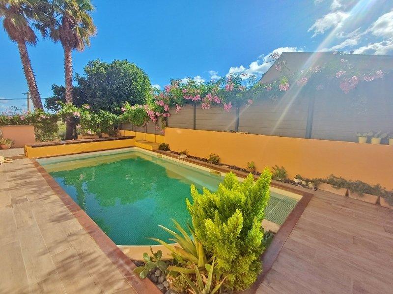 Villa - 200 m² - 6 pièces