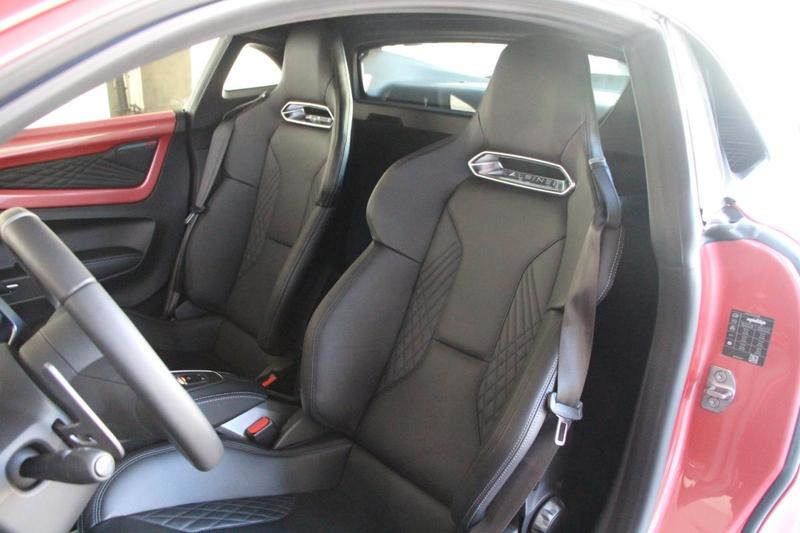 Alpine A110 1.8t 252 ch South Beach Edition 1 of 110