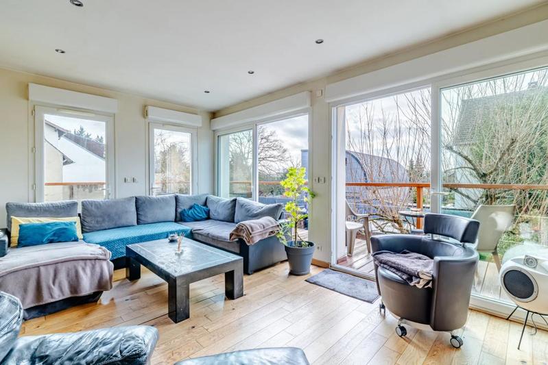 Maison - 145 m² - 5 pièces