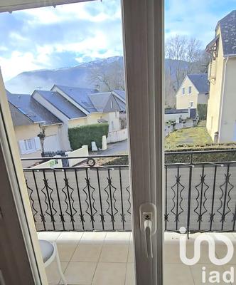 Appartement - 99 m² - 6 pièces