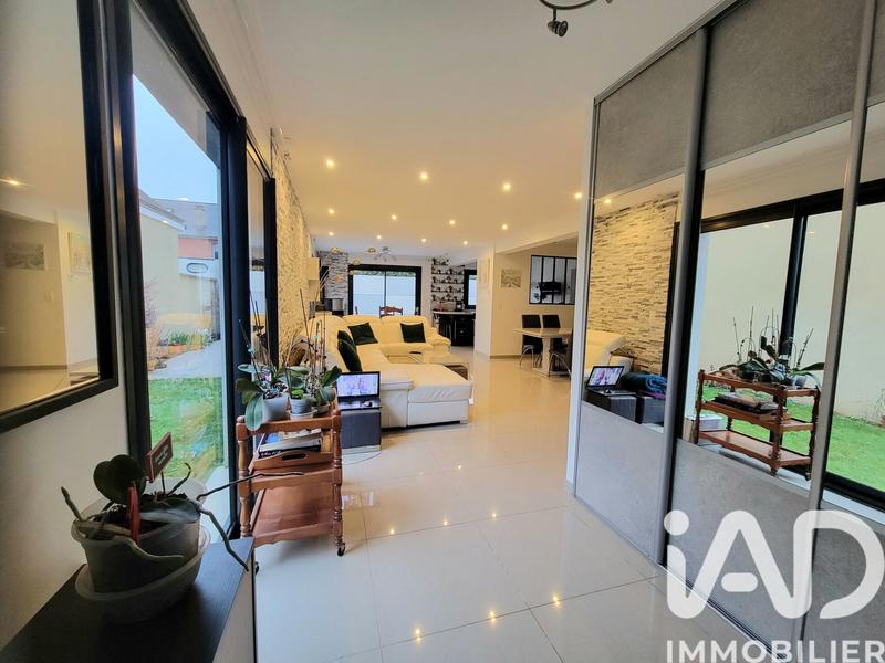 Maison - 118 m² - 5 pièces