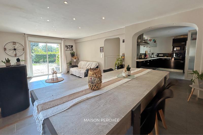 Maison - 167 m² - 8 pièces