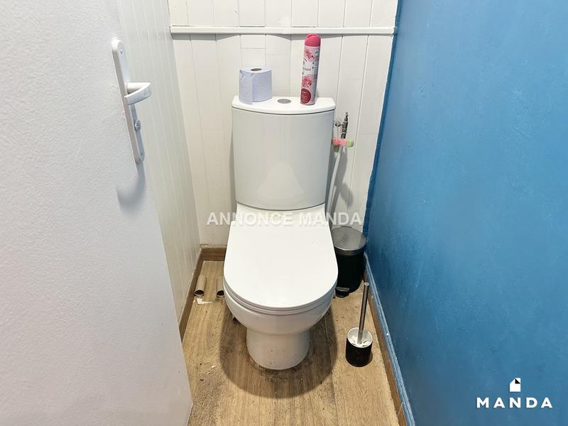 Chambre - 11 m² - 5 pièces