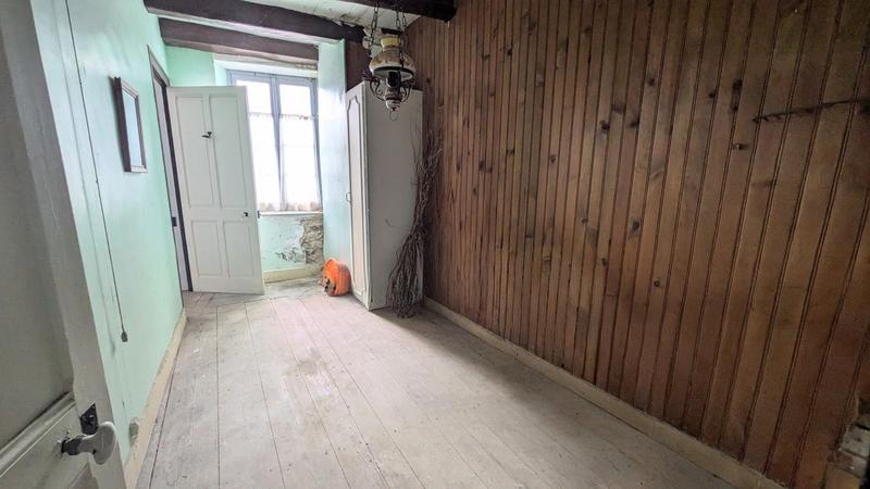 Maison en pierre - 66 m² - 2 pièces