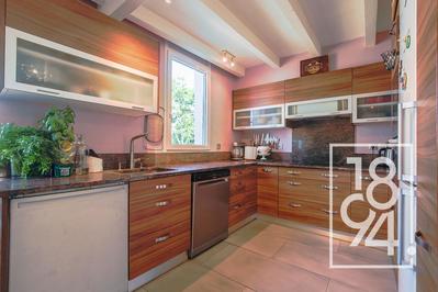 Maison de ville - 111 m² - 4 pièces