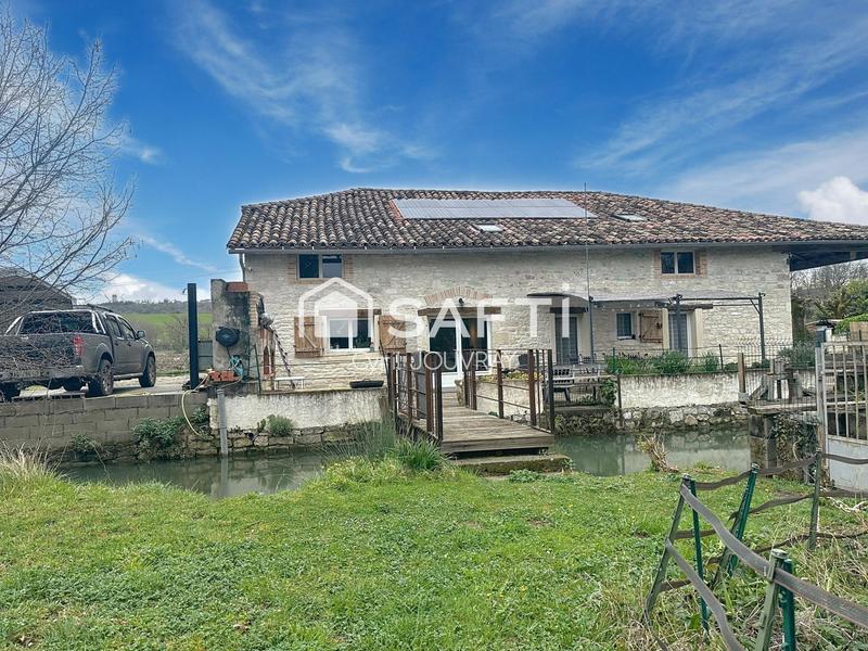 Maison - 262 m² - 6 pièces