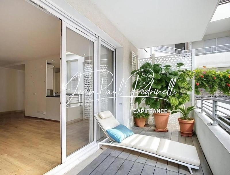 Appartement - 82 m² - 4 pièces