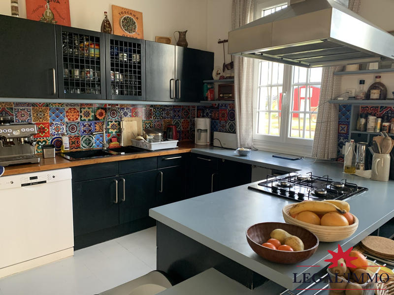 Villa - 248 m² - 7 pièces