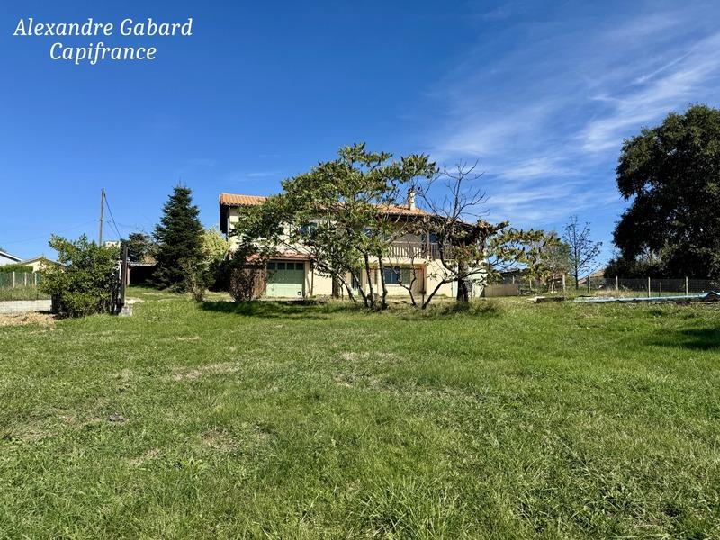 Maison - 98 m² - 5 pièces