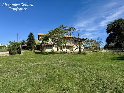 Maison - 98 m² - 5 pièces