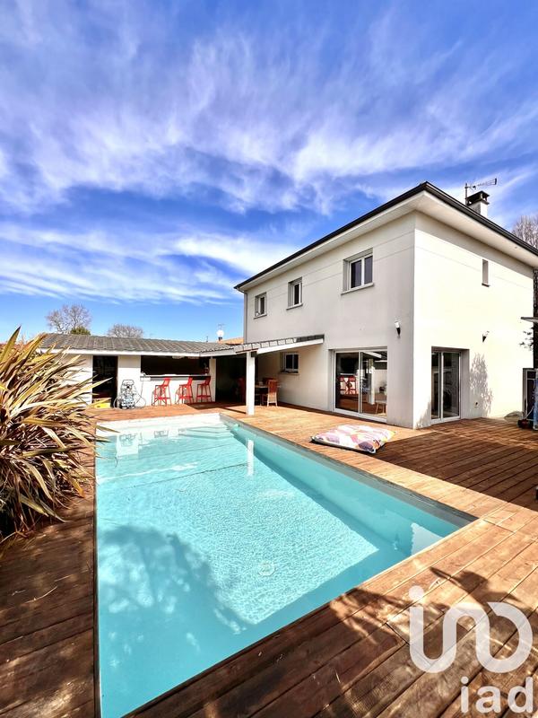 Maison - 135 m² - 5 pièces