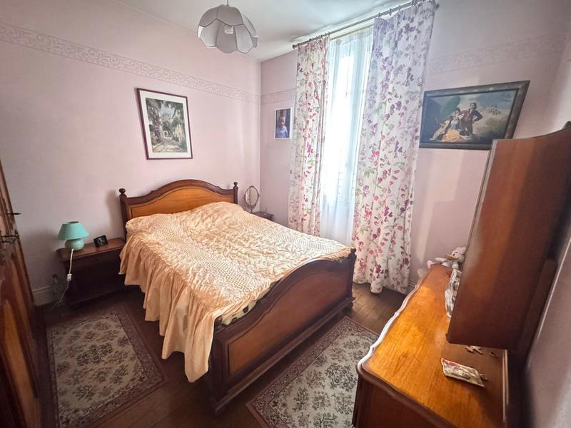 Maison - 162 m² - 7 pièces