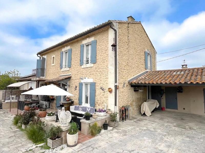 Mas - 146 m² - 4 pièces