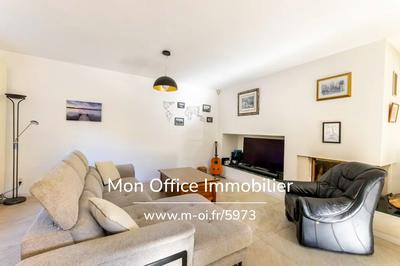 Maison - 200 m² - 5 pièces