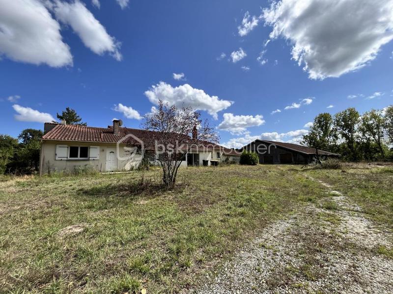 Maison ancienne - 215 m² - 6 pièces