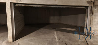 Parking / Garage - 35 m²