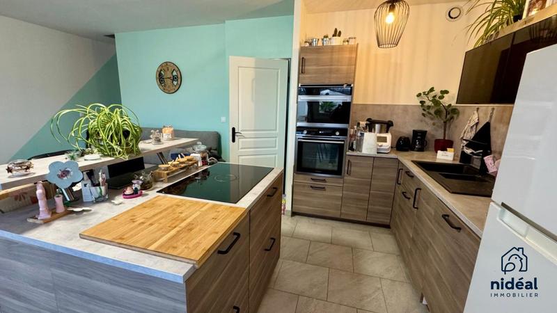 Maison - 93 m² - 4 pièces