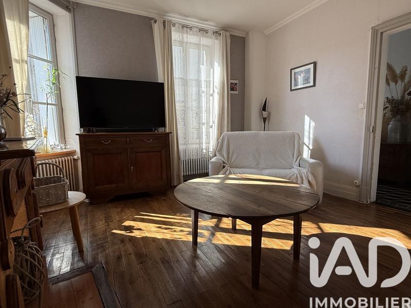 Maison - 182 m² - 10 pièces