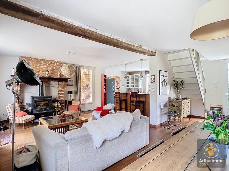 Maison - 250 m² - 7 pièces